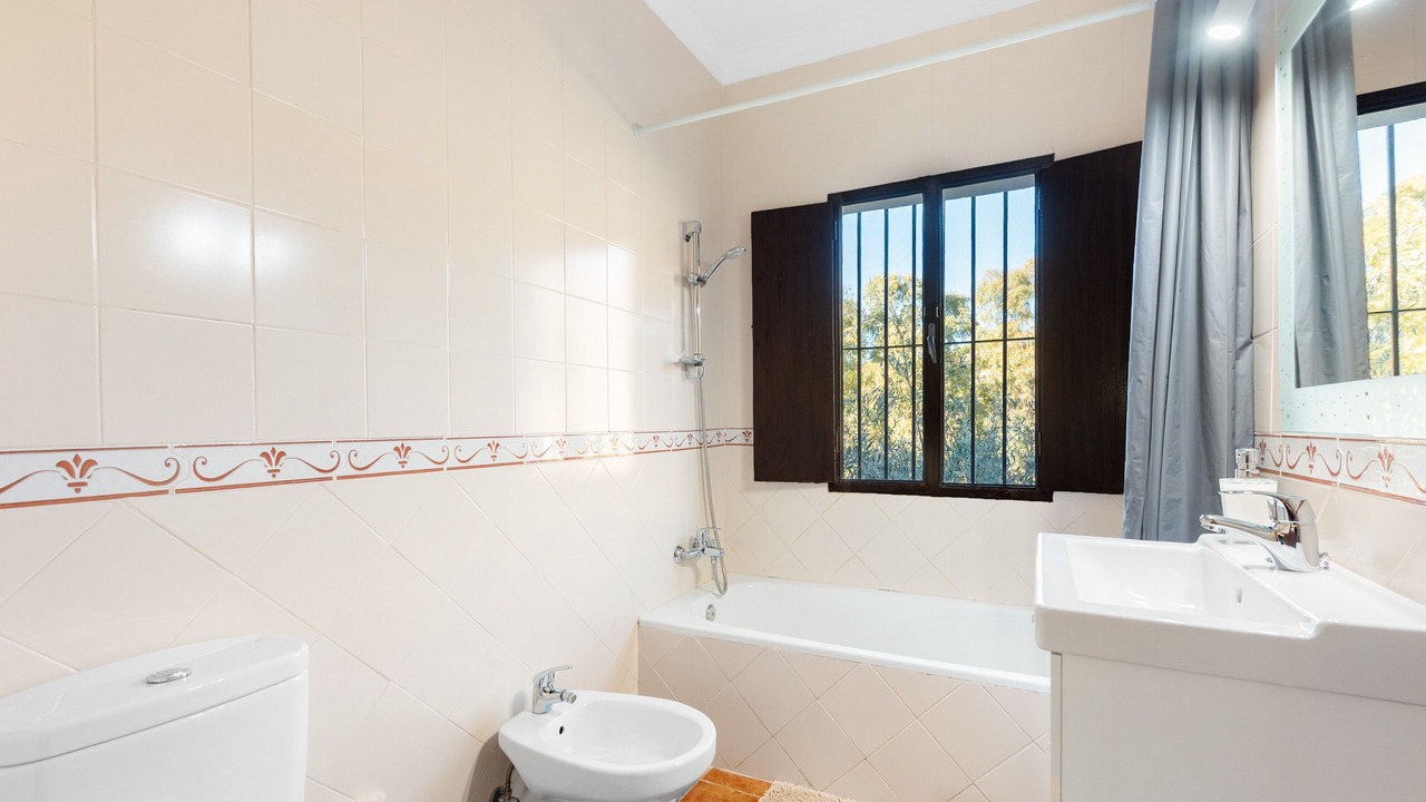 Photo of Bathroom in Valle de Abdalagis