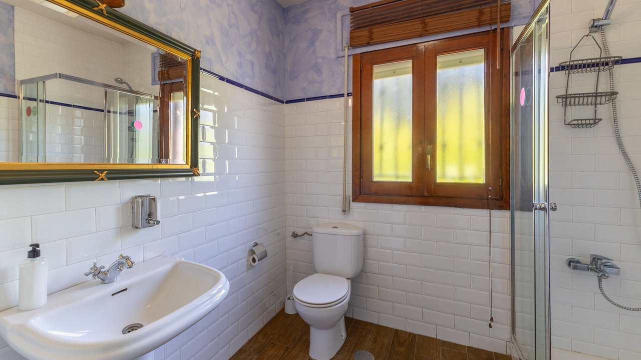 Photo of Bathroom in Navaluenga
