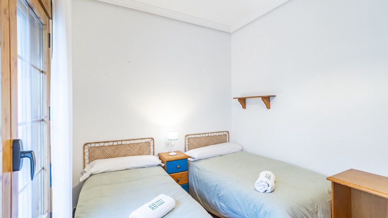 Photo of Bedroom in Coin