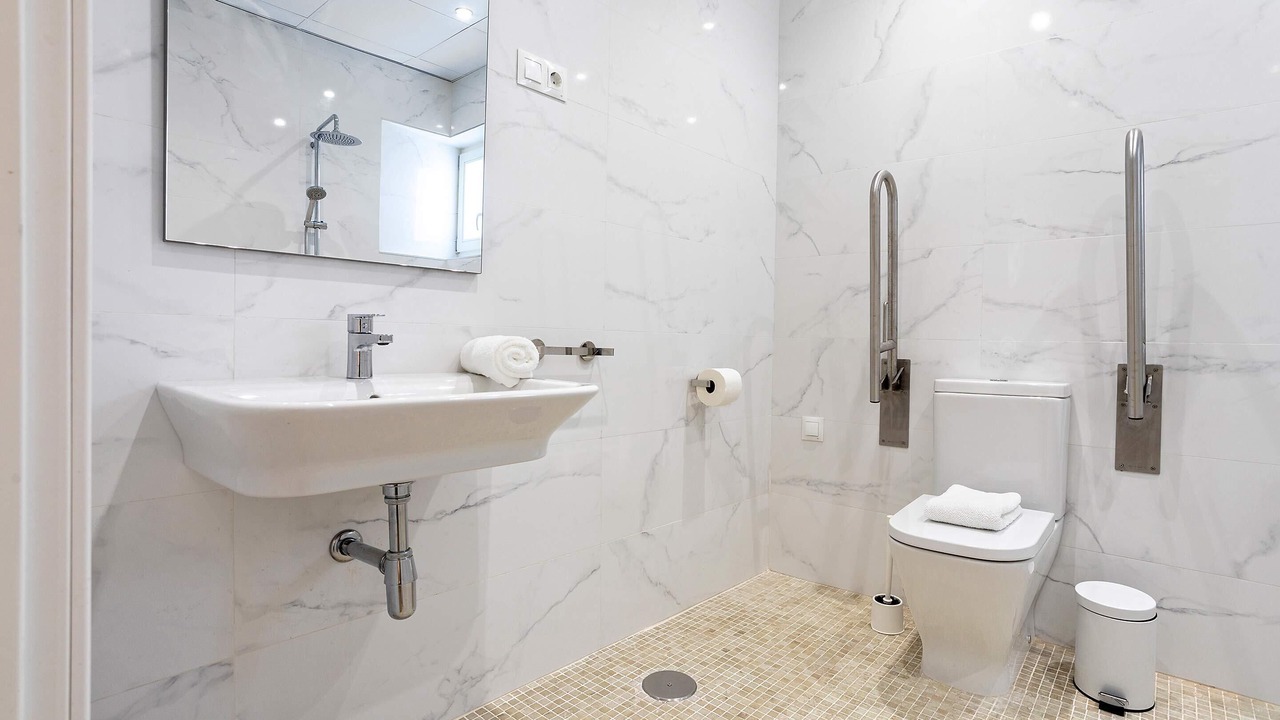 Photo of Bathroom in Old Town