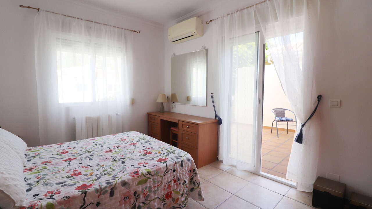 Photo of Bedroom in Maro
