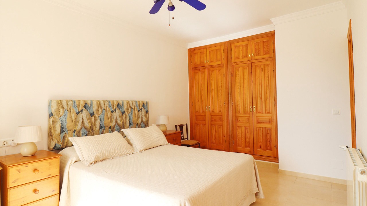 Photo of Bedroom in Maro