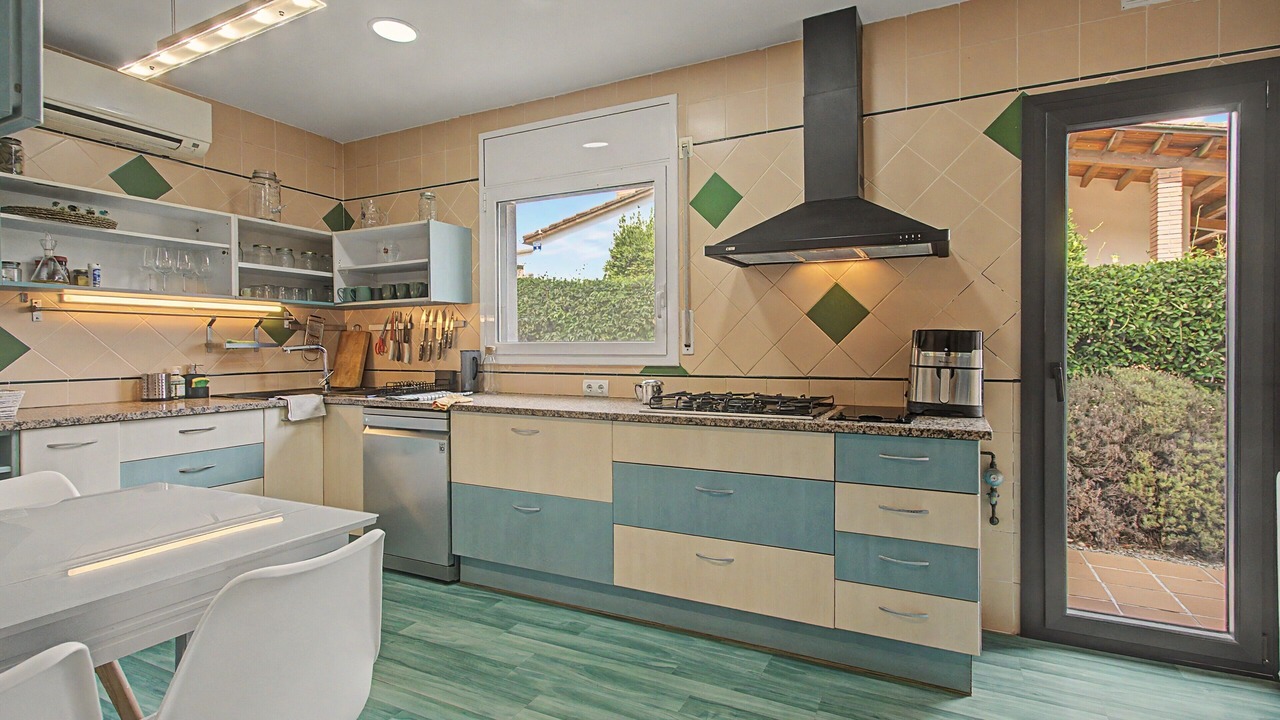 Photo of Kitchen in Palol de Revardit