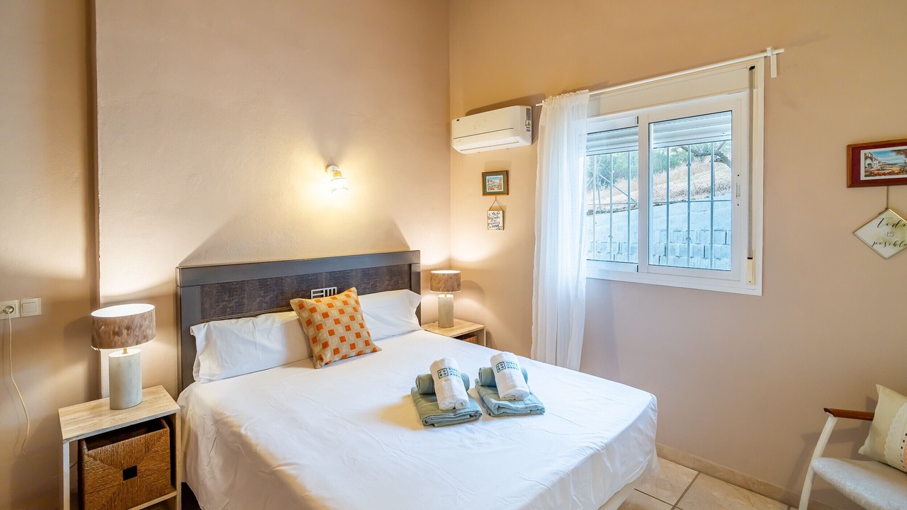 Photo of Bedroom in Coin