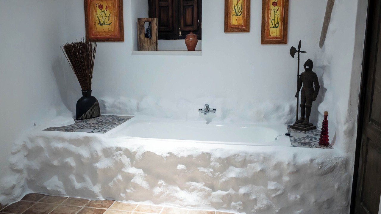 Photo of Bathroom in Orce