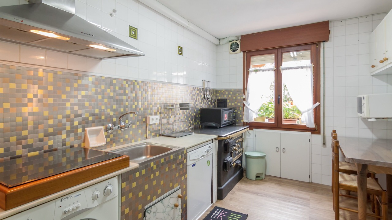 Photo of Kitchen in Cillorigo de Liebana