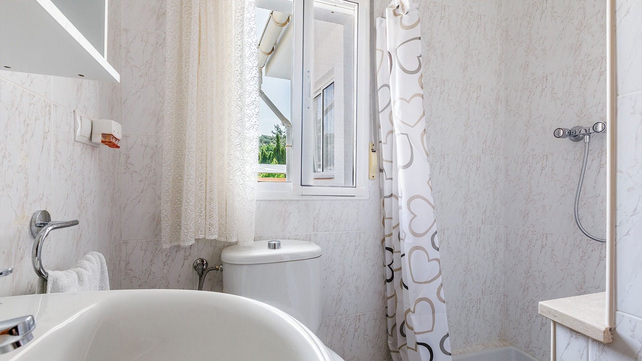 Photo of Bathroom in Villanueva del Rosario