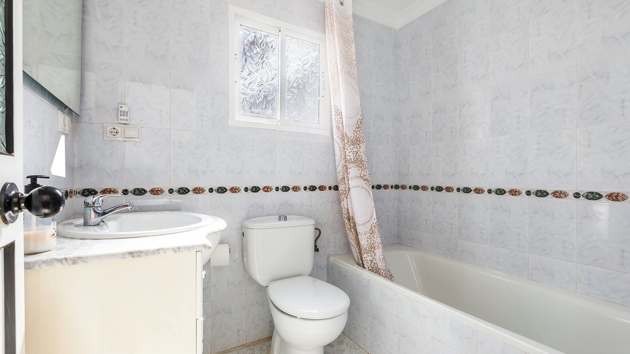 Photo of Bathroom in Villanueva del Rosario