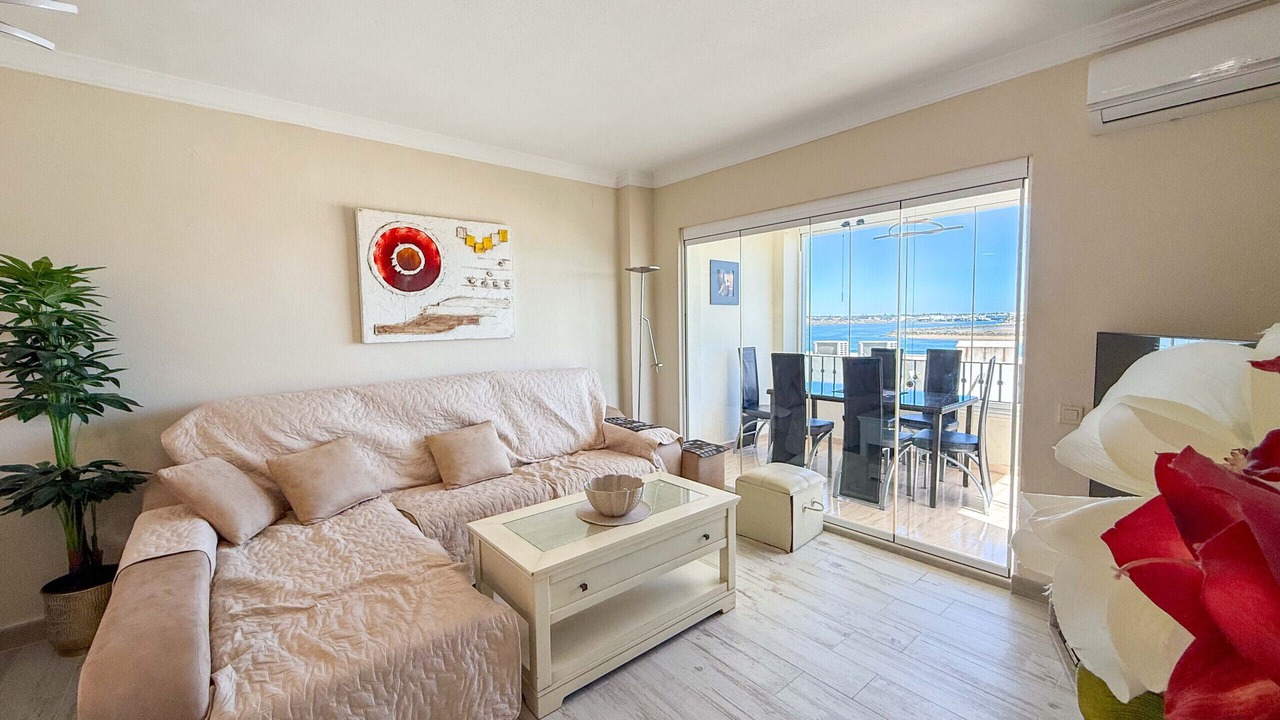 Photo of Livingroom in Isla Canela
