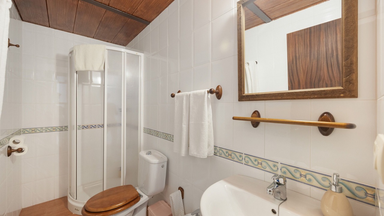 Photo of Bathroom in Benaocaz