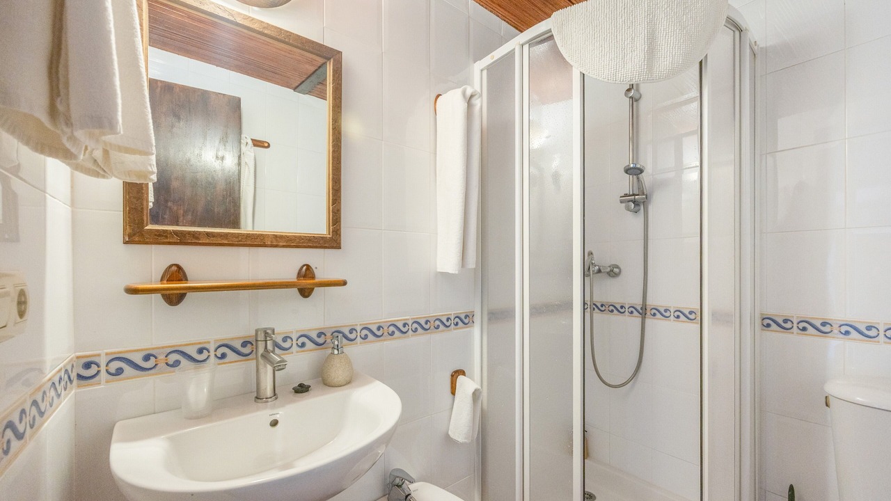 Photo of Bathroom in Benaocaz