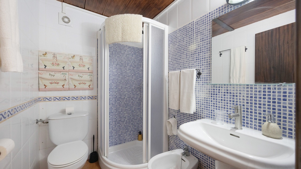Photo of Bathroom in Benaocaz