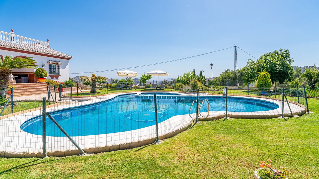 Photo of Outdoor in Guaro
