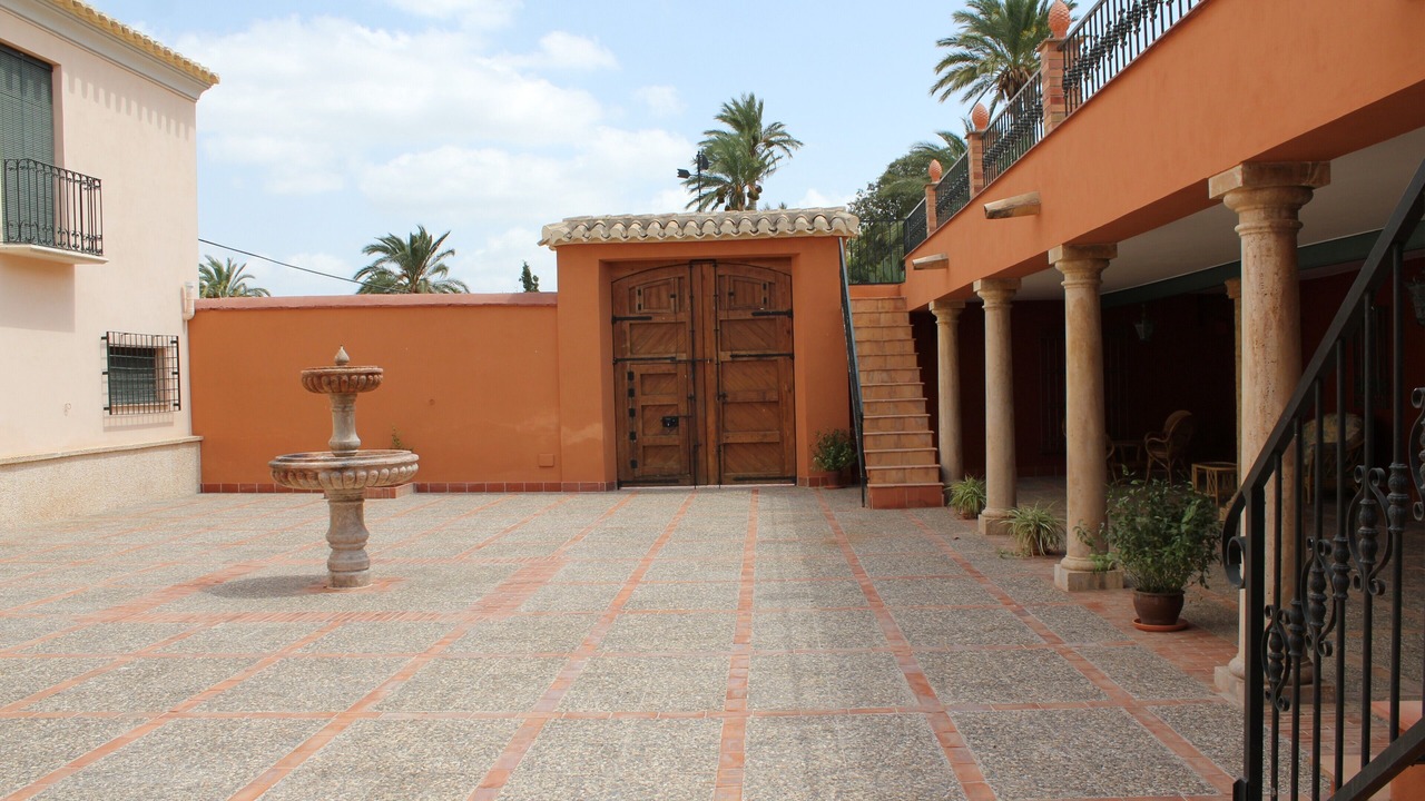 Photo of Outdoor in La Alfoquia