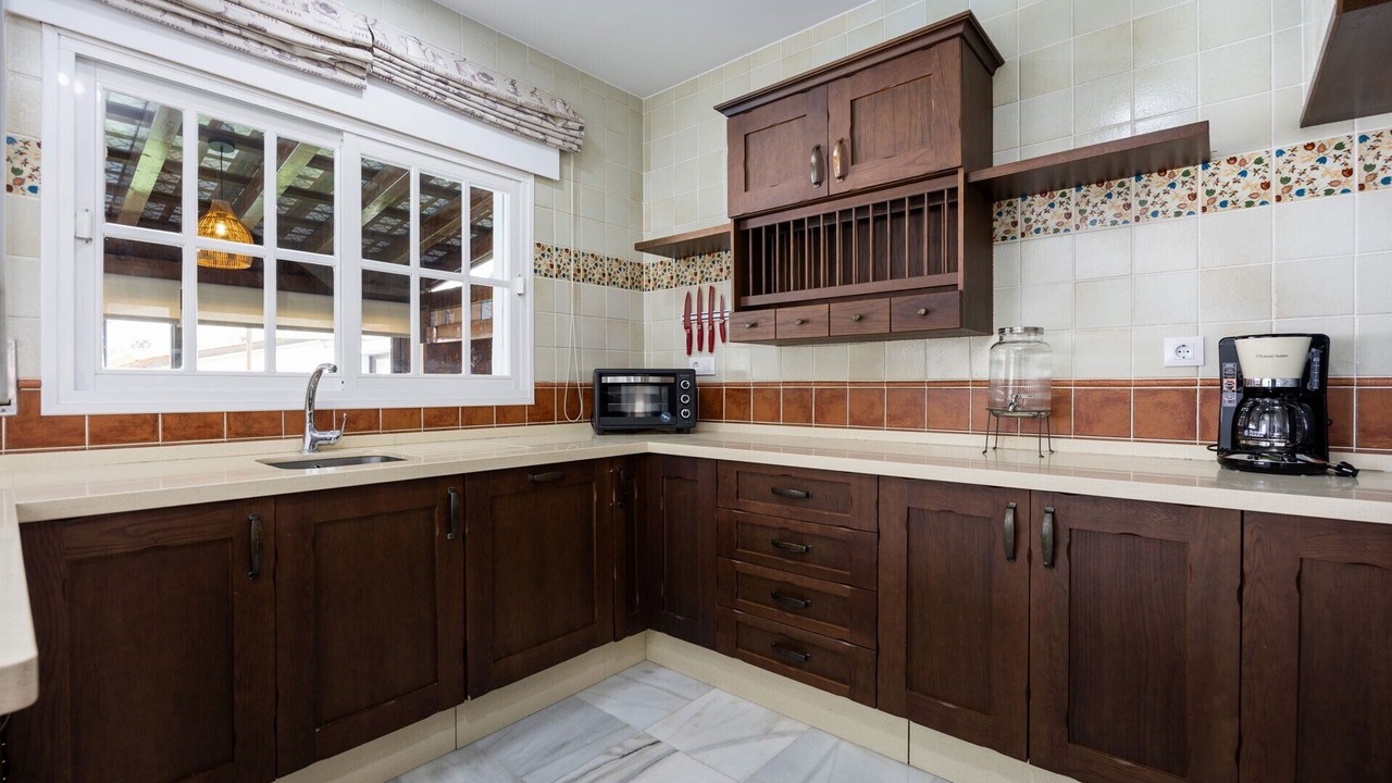 Photo of Kitchen in Poblado de Sancti Petri