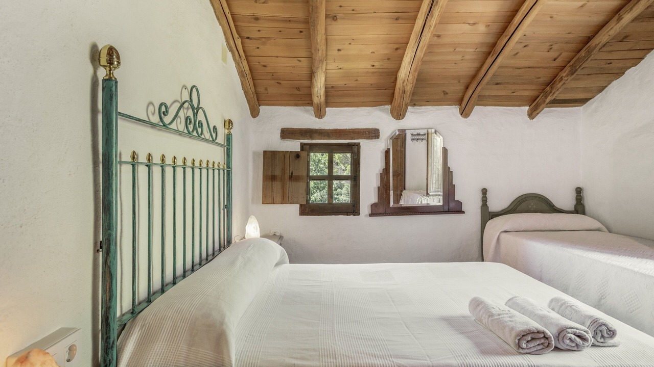 Photo of Bedroom in Linares de la Sierra