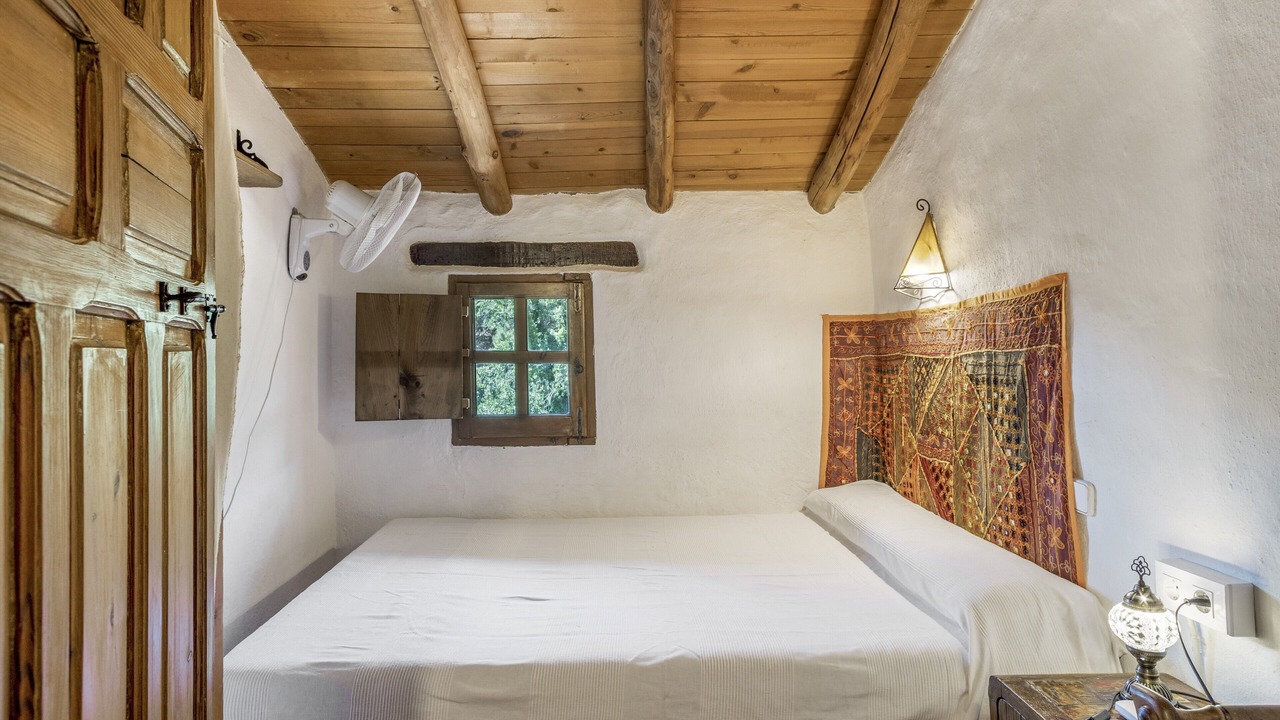 Photo of Bedroom in Linares de la Sierra