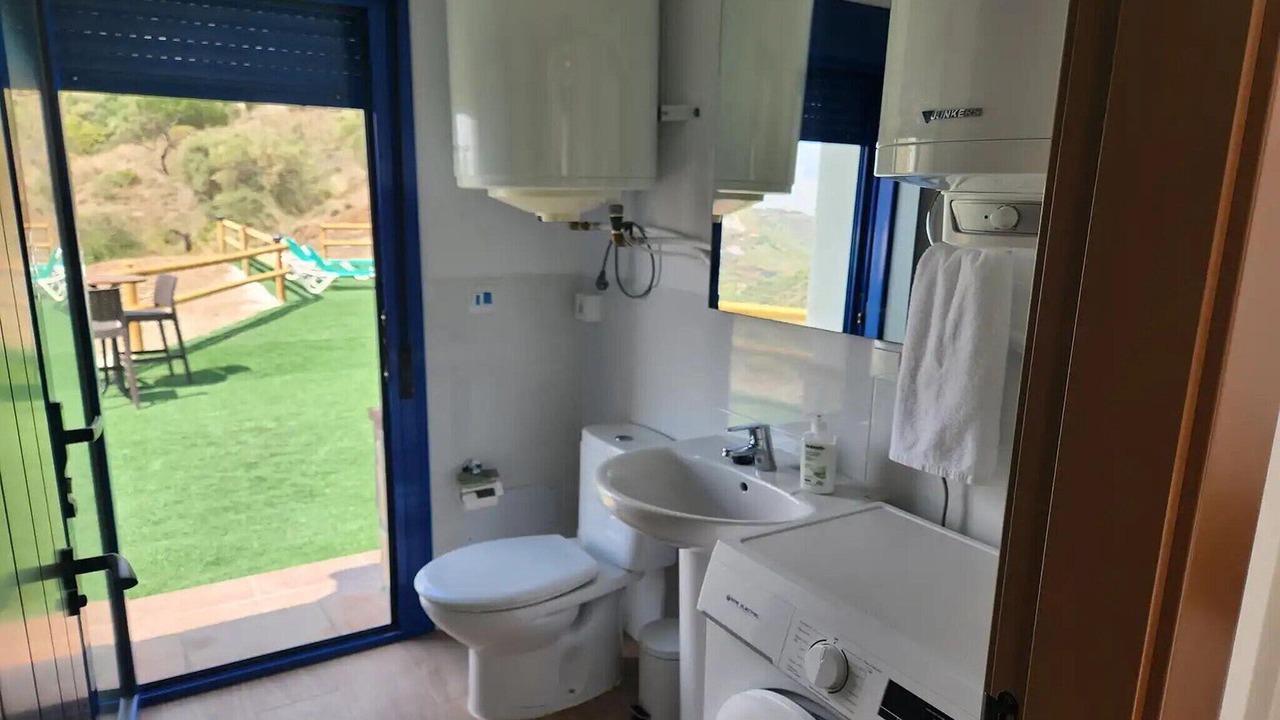 Photo of Bathroom in Canillas de Albaida