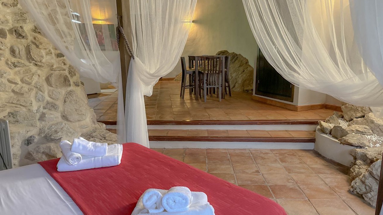 Photo of Bedroom in Benadalid