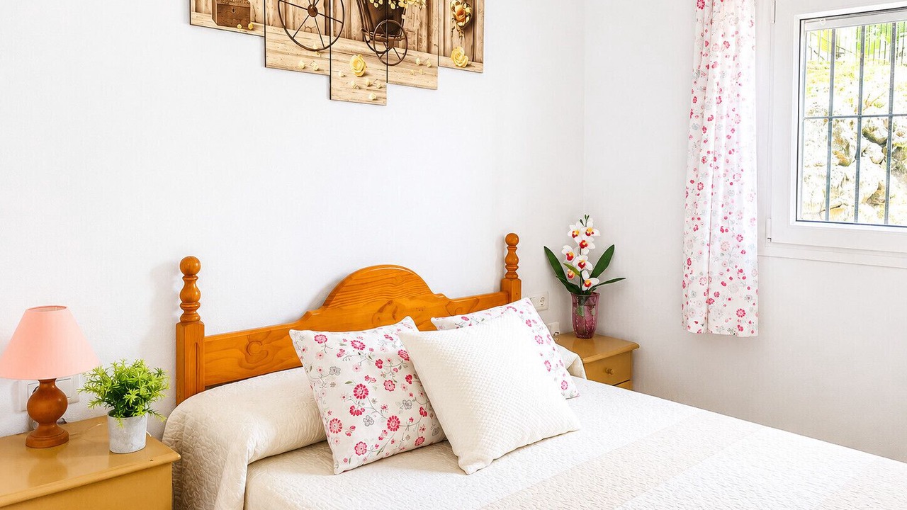 Photo of Bedroom in Sayalonga