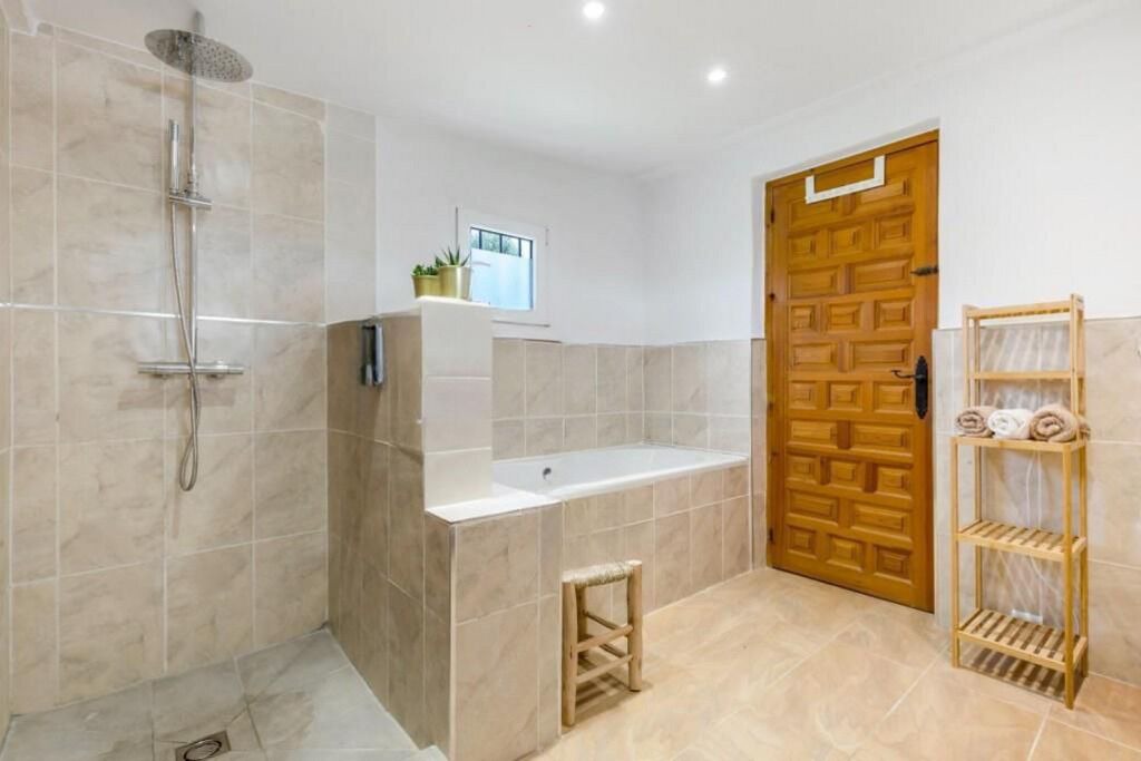 Photo of Bathroom in Canillas de Aceituno