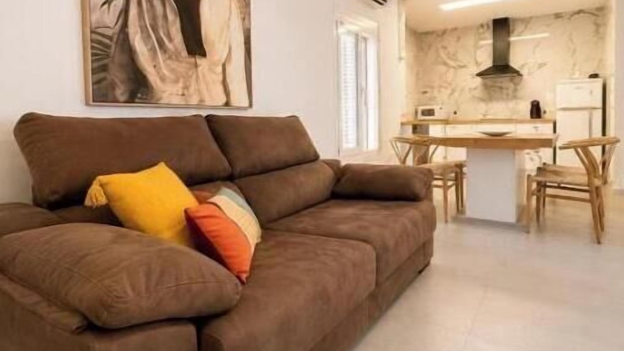 Photo of Livingroom in Vista de los Angeles-Rumina