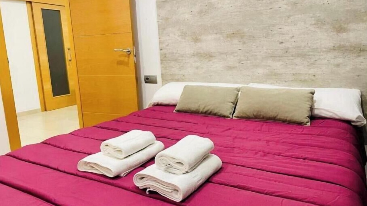 Photo of Bedroom in Central District