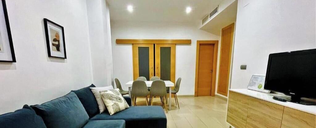 Photo of Livingroom in Central District