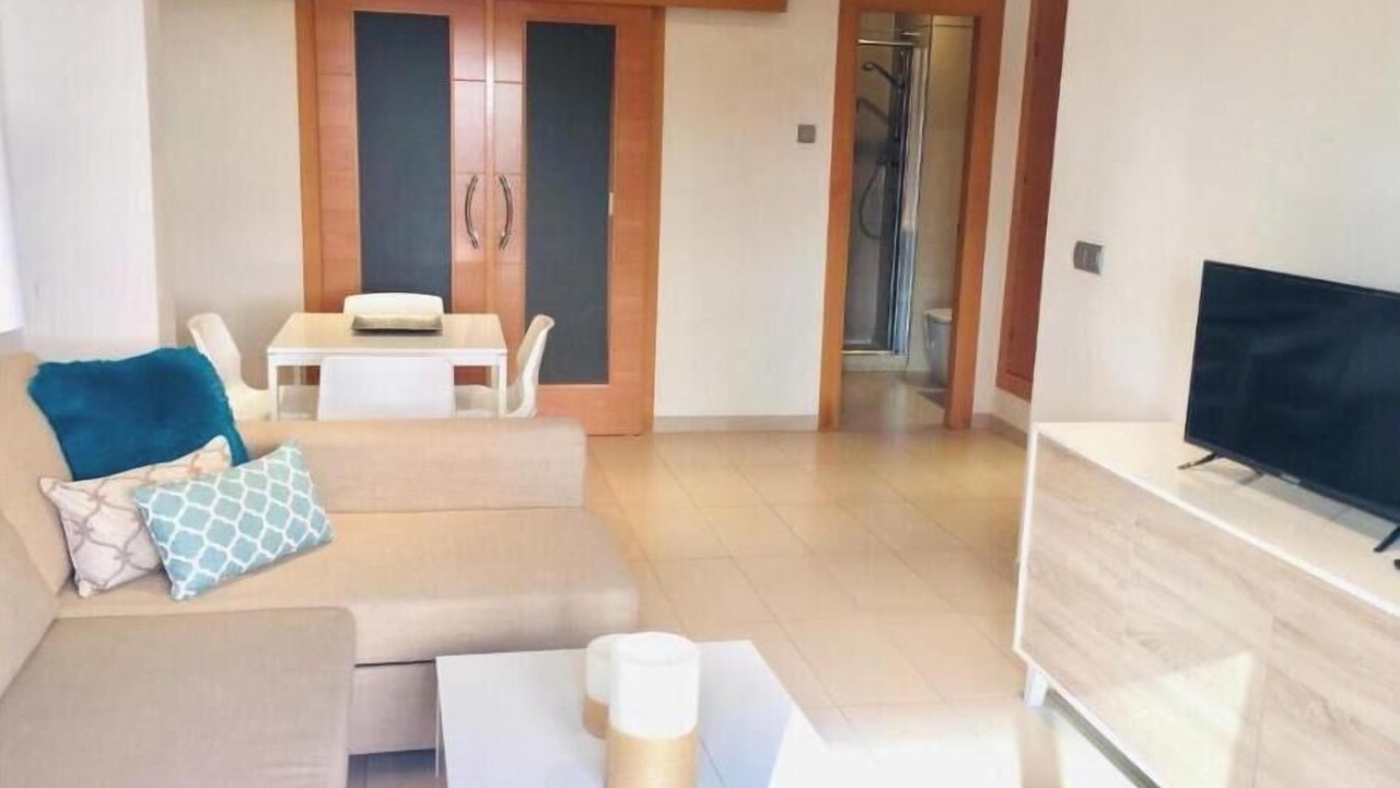 Photo of Livingroom in Central District
