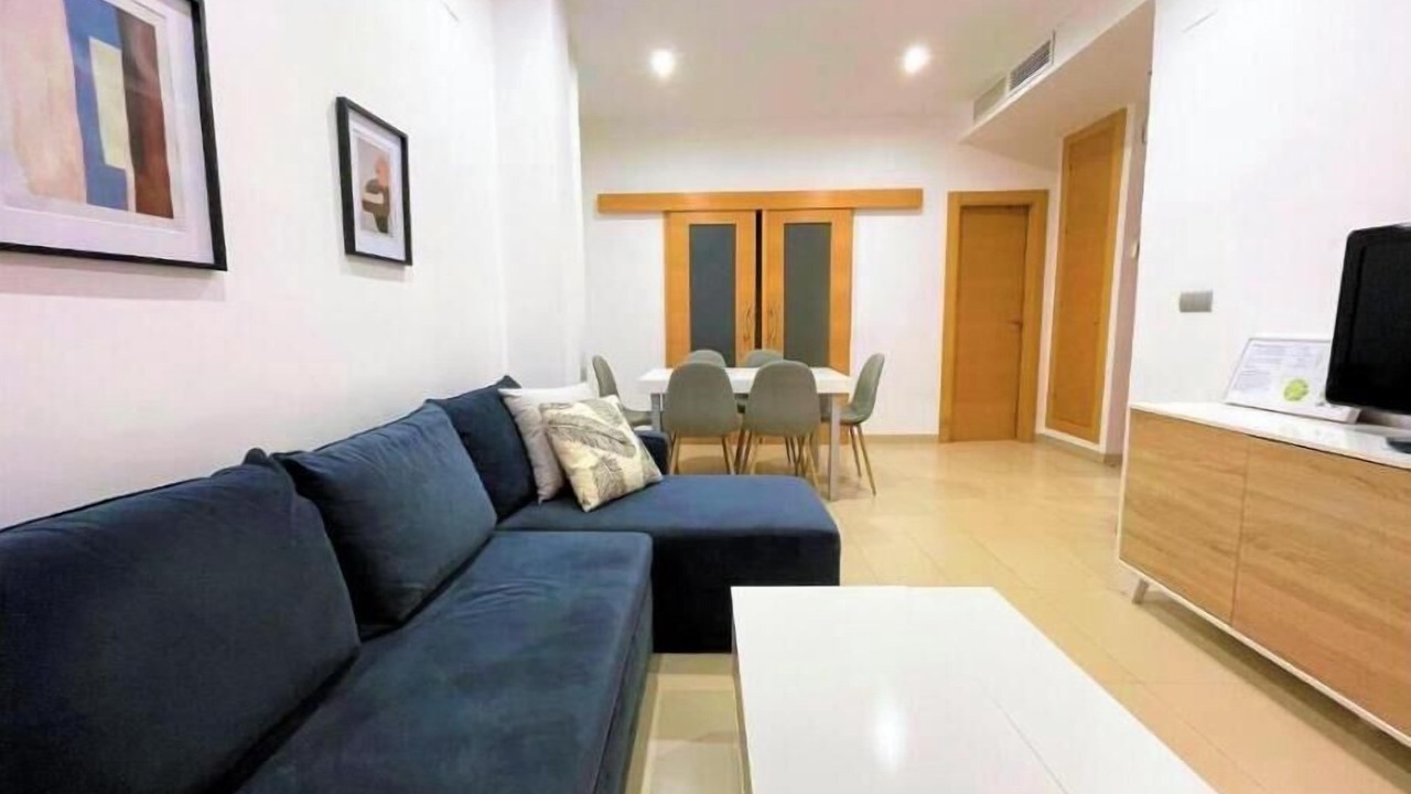 Photo of Livingroom in Central District