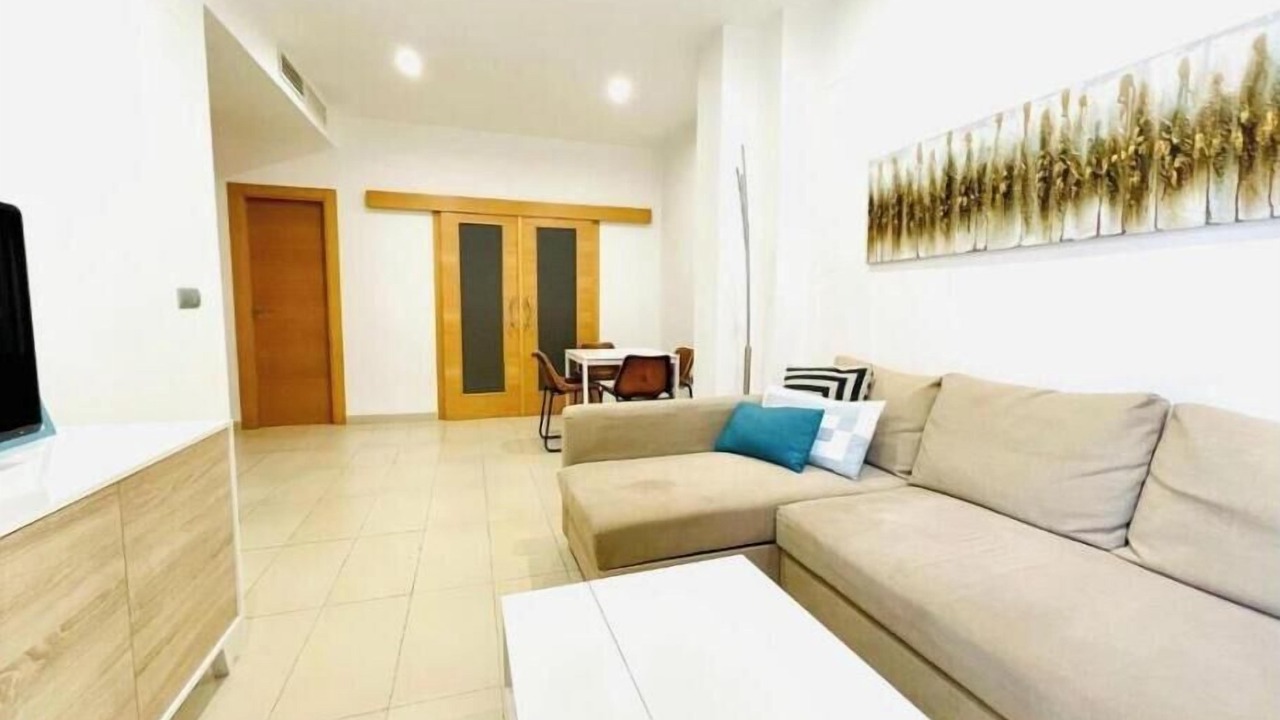 Photo of Livingroom in Central District