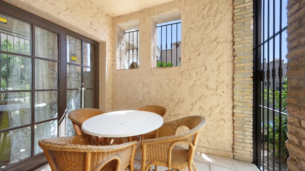 Photo of Outdoor in San Fernando