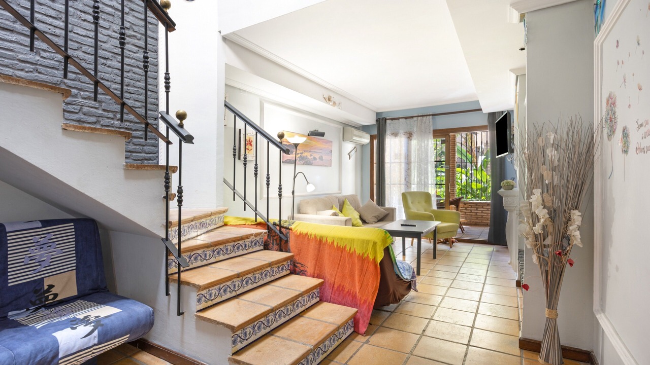 Photo of Livingroom in San Fernando