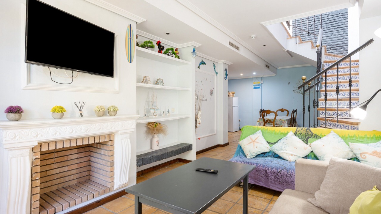 Photo of Livingroom in San Fernando