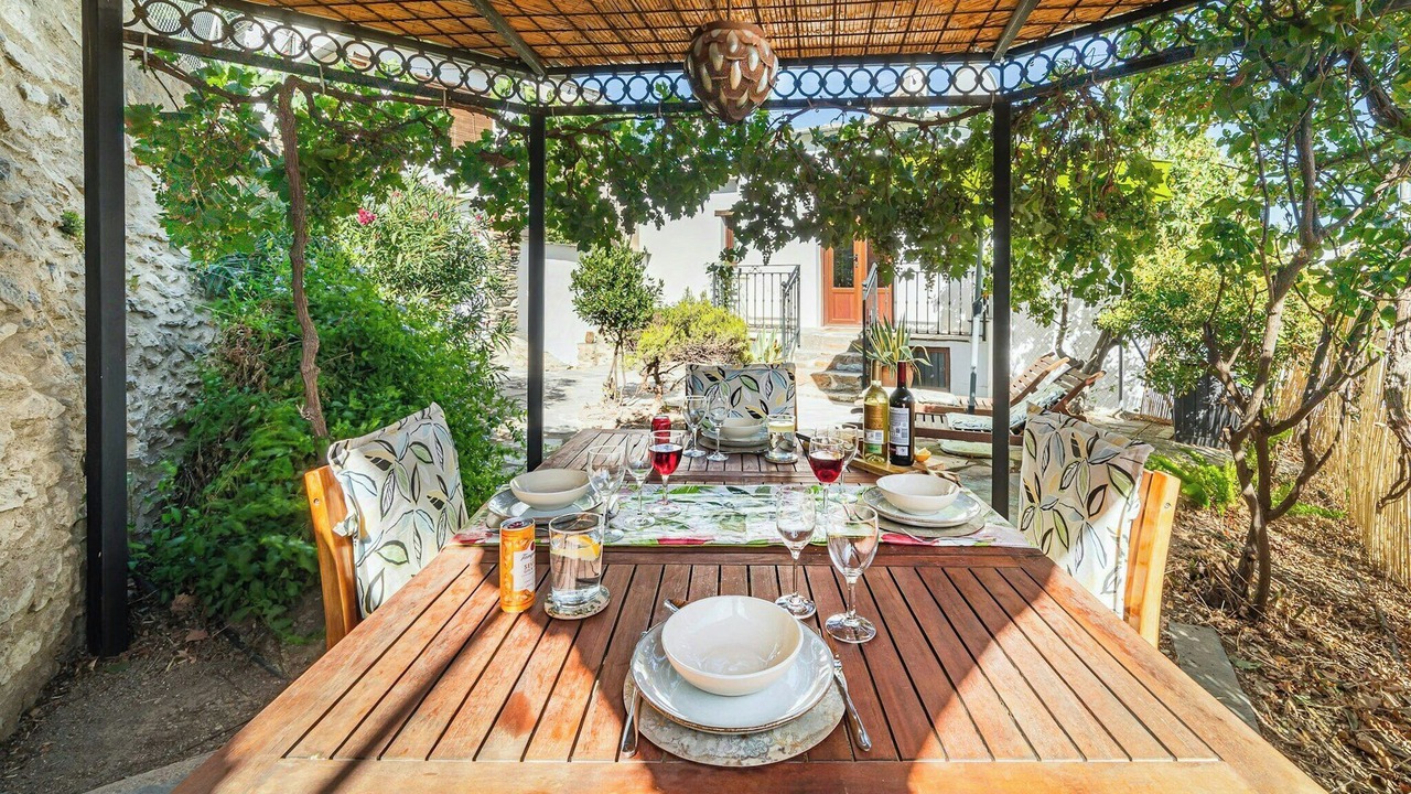 Photo of Outdoor in Mecina Bombaron