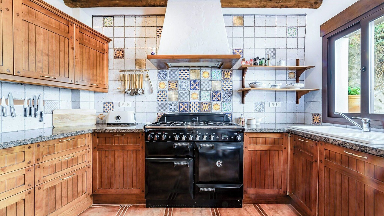 Photo of Kitchen in Mecina Bombaron