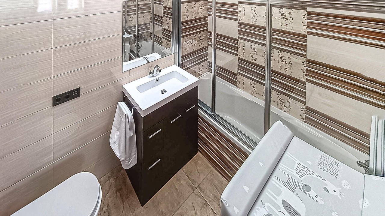 Photo of Bathroom in Jun