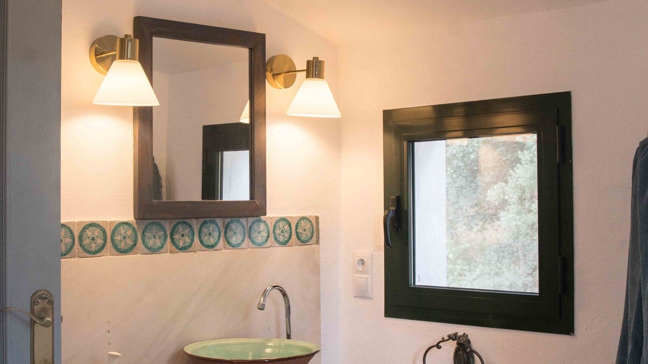 Photo of Bathroom in Santa Ana la Real