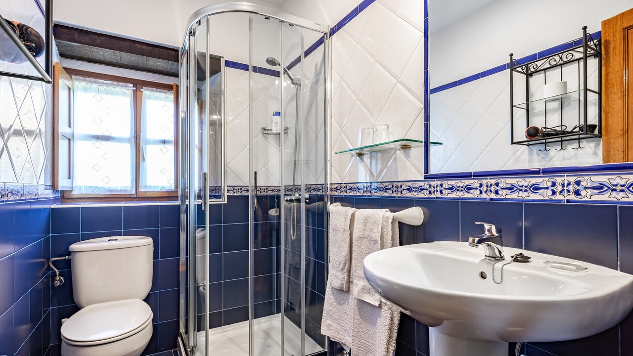 Photo of Bathroom in Santianes de Ola