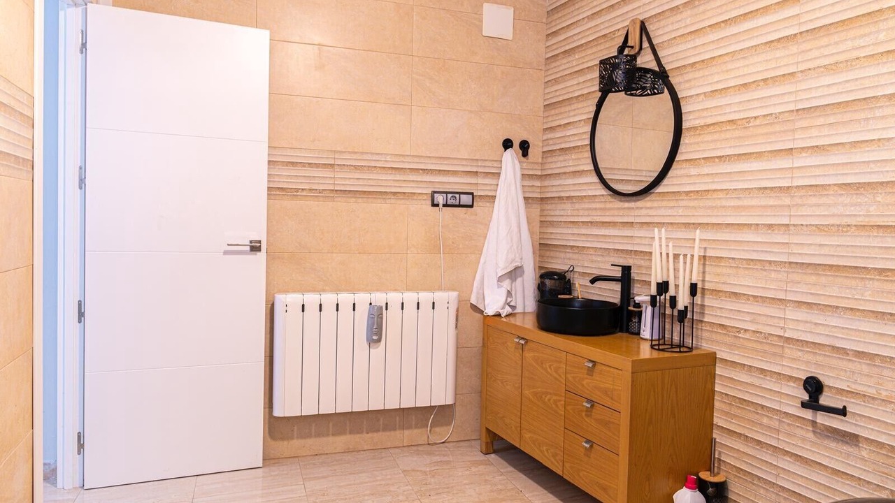 Photo of Bathroom in Torreblascopedro