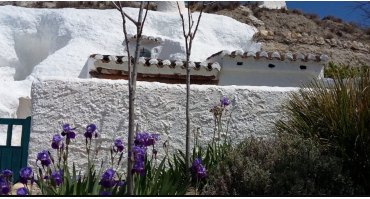 Photo of Outdoor in Baza