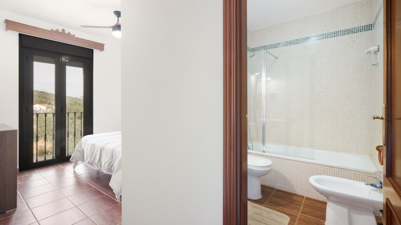 Photo of Bathroom in Hinojales