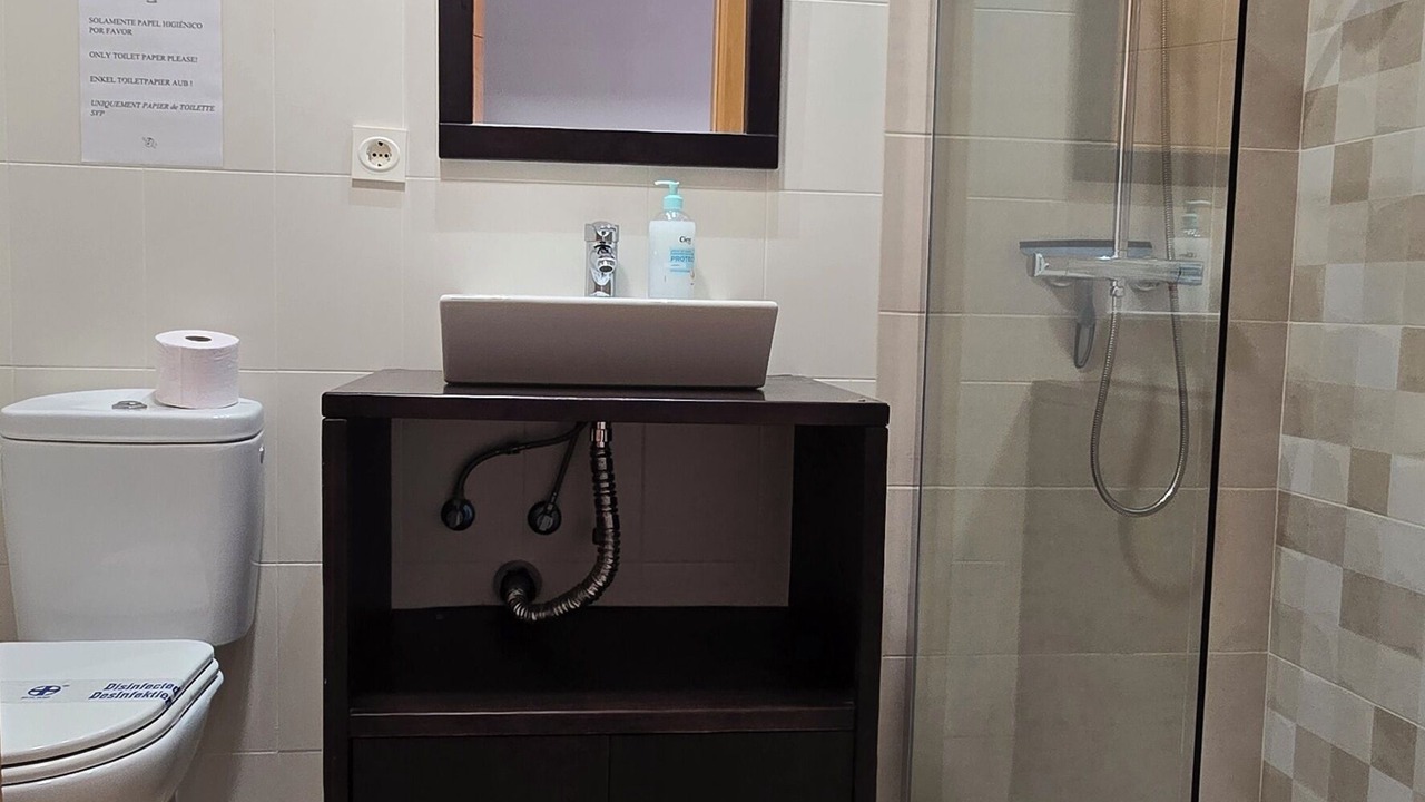 Photo of Bathroom in Vera