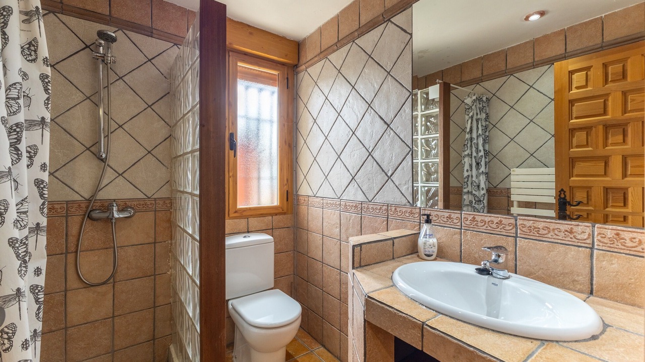 Photo of Bathroom in El Tiemblo