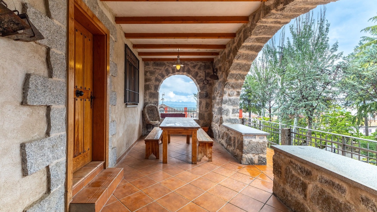Photo of Outdoor in El Tiemblo