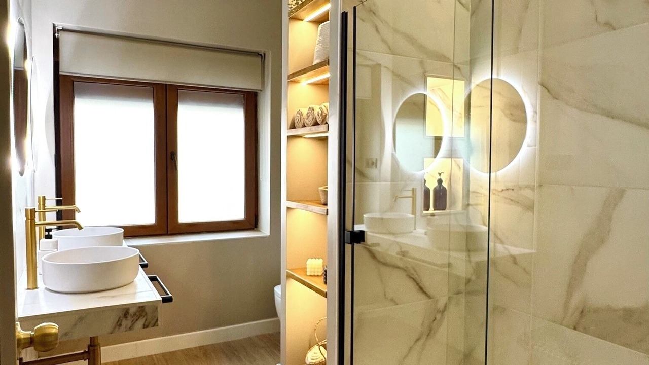 Photo of Bathroom in Mombeltran