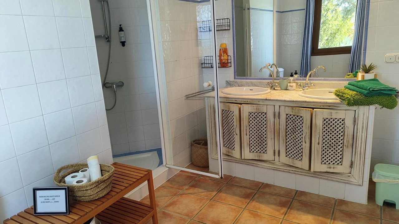Photo of Bathroom in Villanueva del Rosario