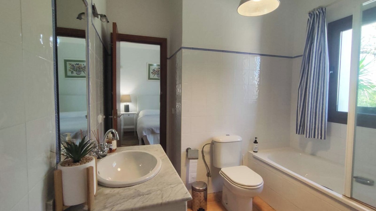 Photo of Bathroom in Villanueva del Rosario
