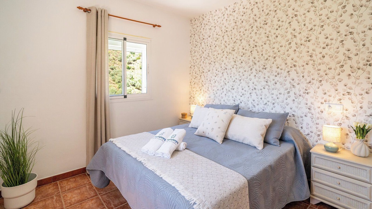 Photo of Bedroom in Sayalonga