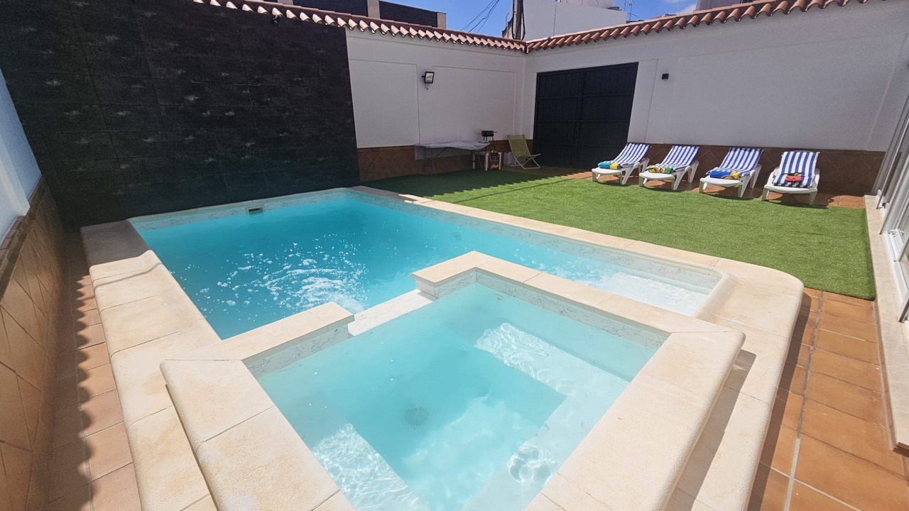 Photo of Outdoor in La Lantejuela